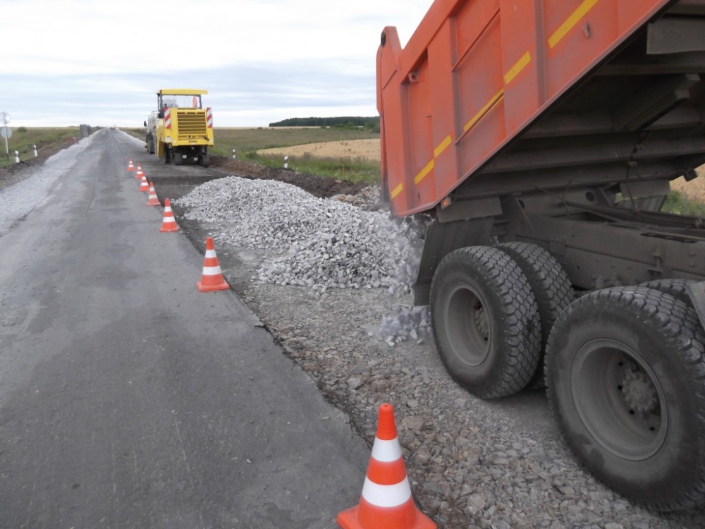 На ремонт межпоселенческих дорог в Чайковском районе выделено 57 миллионов рублей