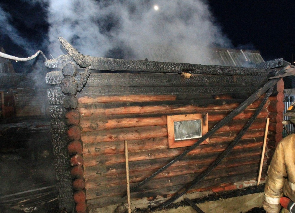 Пожар оставил без бани семью в Чайковском районе 