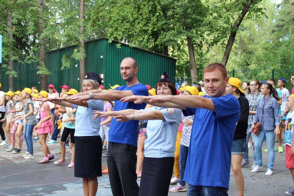 Детские песни для зарядки в лагере